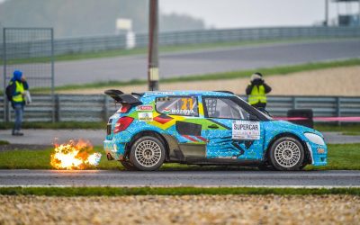 Mlha a déšť při rallyekrosu na Slovakiaringu
